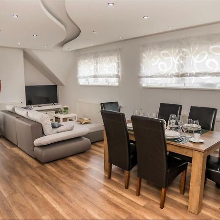 Apartman Hubertus 5* Vagovina 외부 사진