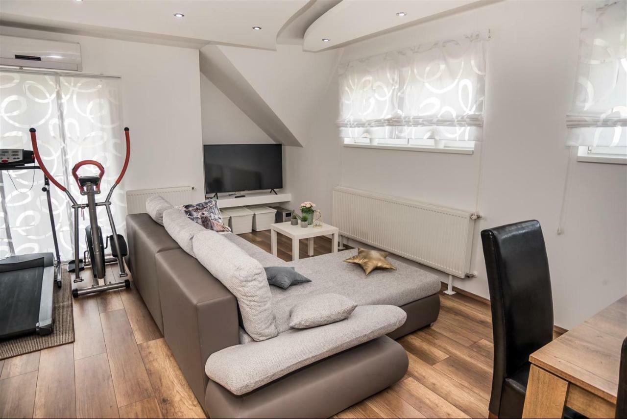 Apartman Hubertus 5* Vagovina 외부 사진