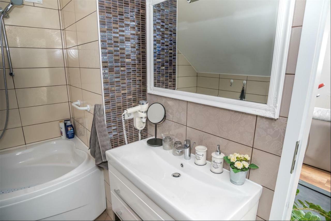 Apartman Hubertus 5* Vagovina 외부 사진