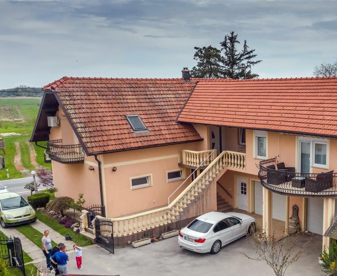 Apartman Hubertus 5* Vagovina 외부 사진